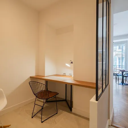 Charme Et Confort - Centre De Apartmán Nice