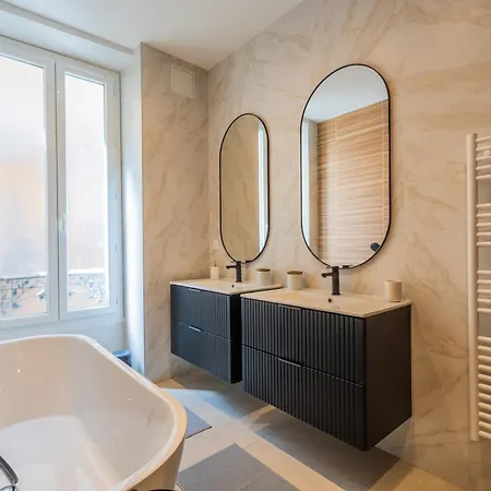 Charme Et Confort - Centre De Apartmán Nice