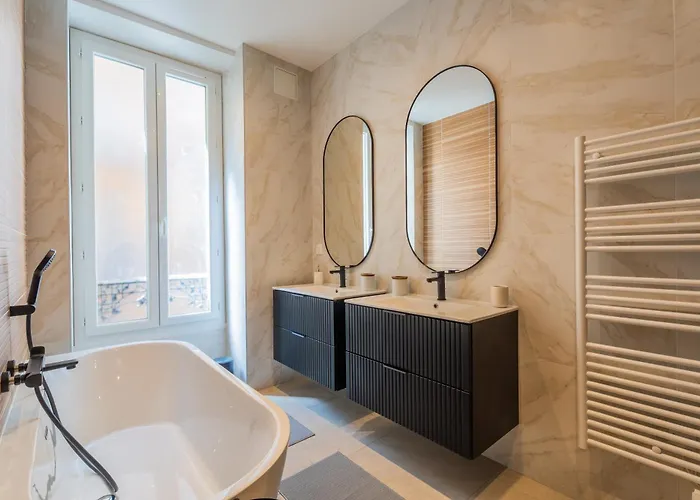 Charme Et Confort - Centre De Appartement Nice